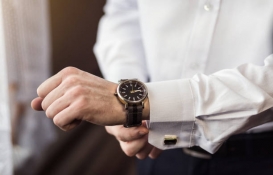  Benefit over 85% off on men's watches at Amazon